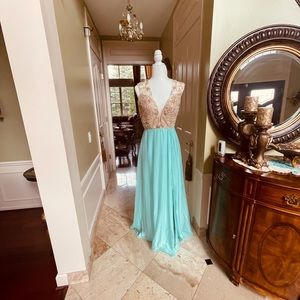 Evening gown new in tag never worn turquoise